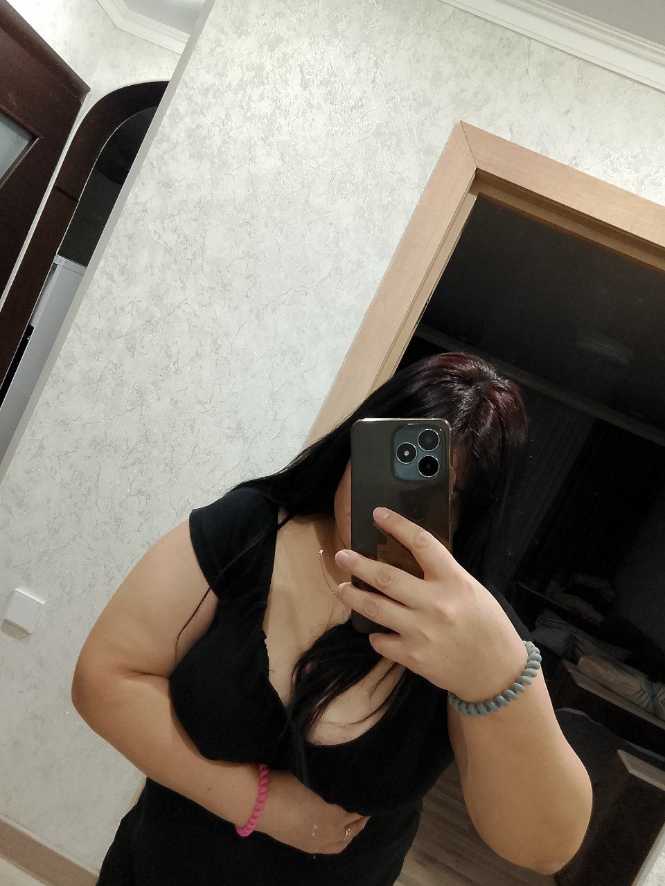 Samira — photo